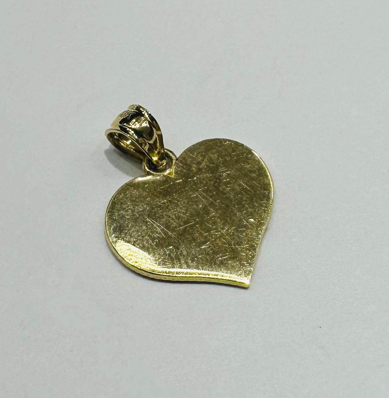 10K GOLD HEART PENDANT