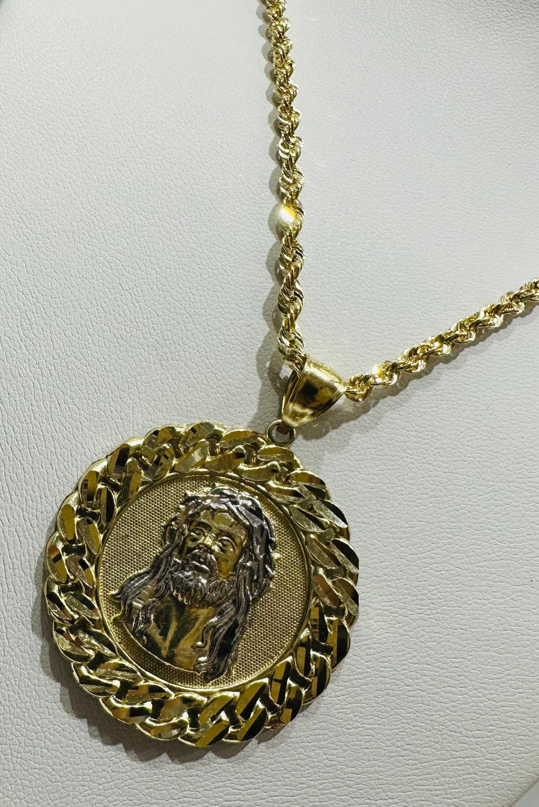 10K GOLD TWO TONED ROUND JESUS PENDANT AND NECKLACE SET-20" WEIGHT: 10.0gm
