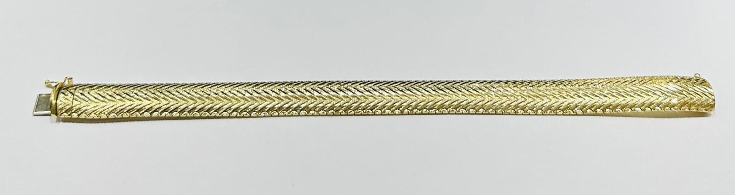14K GOLD BOX LINK CHAIN WITH A HEART 8.5" 11.60mm 24.8gm