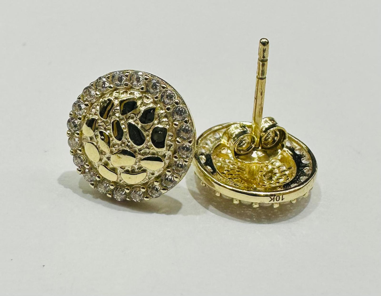 10K GOLD ROUND EARRINGS WITH WHITE SAPPHIRE STONES
