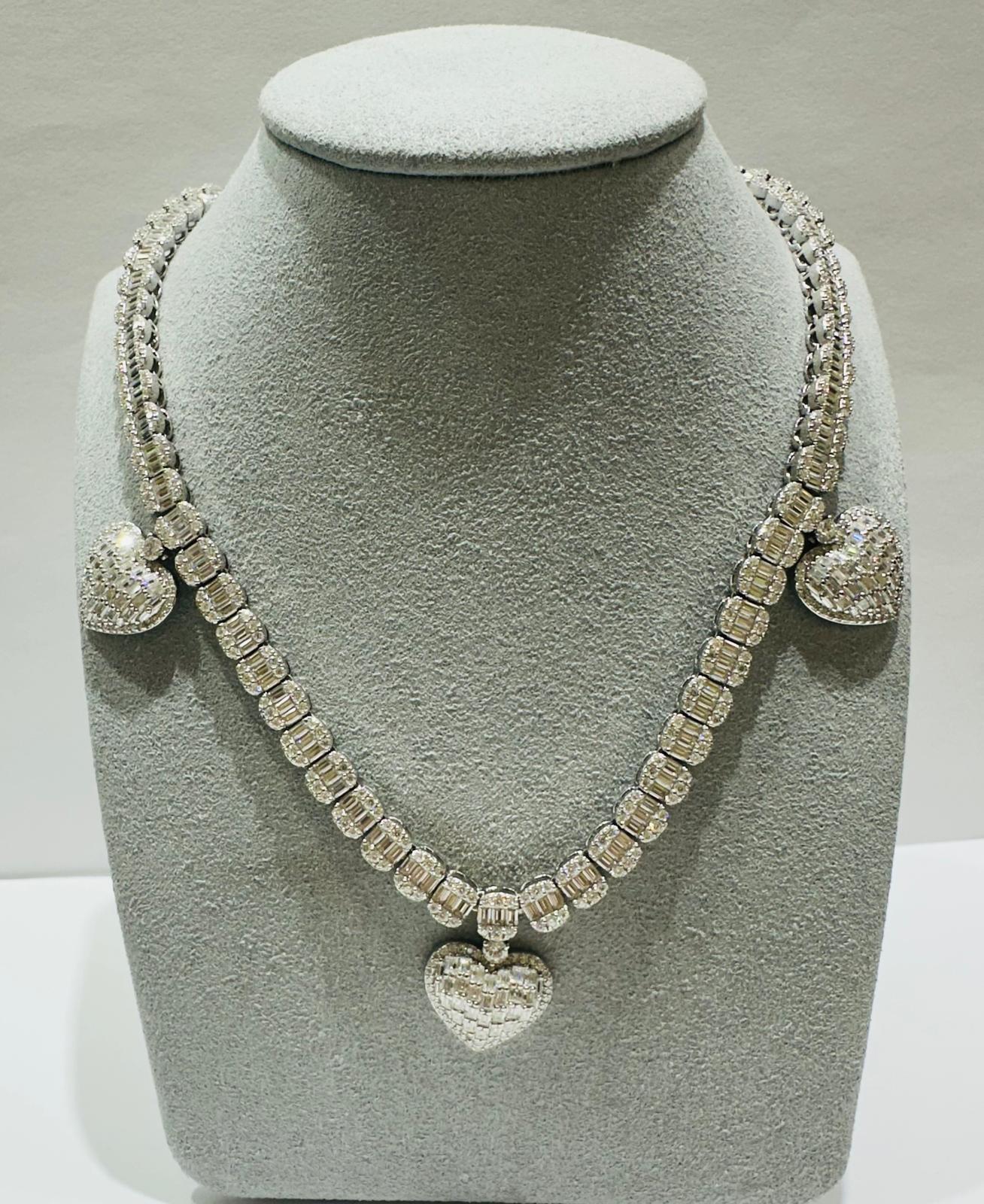 SILVER MOISSANITE HEART NECKLACE VVS 21.53CTW 22.3mm 18"