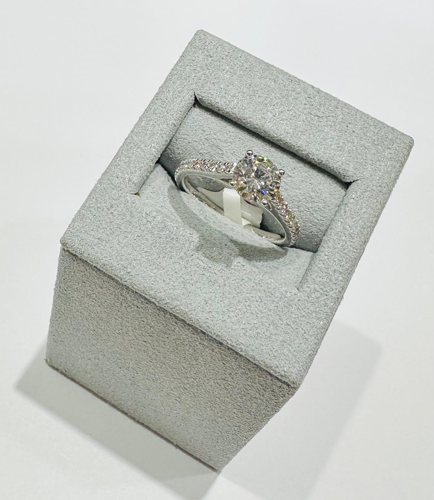 14K GOLD LAB GROWN DIAMOND RING VS- 1.38CT 2.91gm