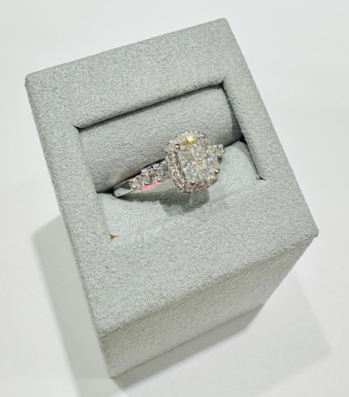 14K GOLD LAB GROWN DIAMOND RING VS- 1.57TC/CT1.04