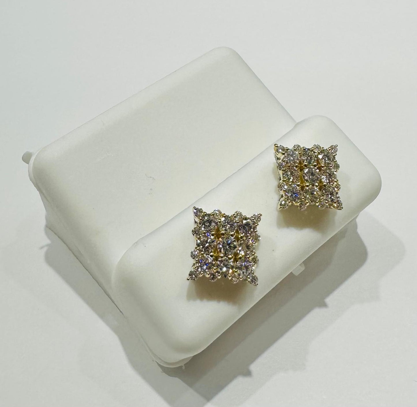 10K GOLD LAB GROWN DIAMOND EARRINGS VS- 1.54CTW