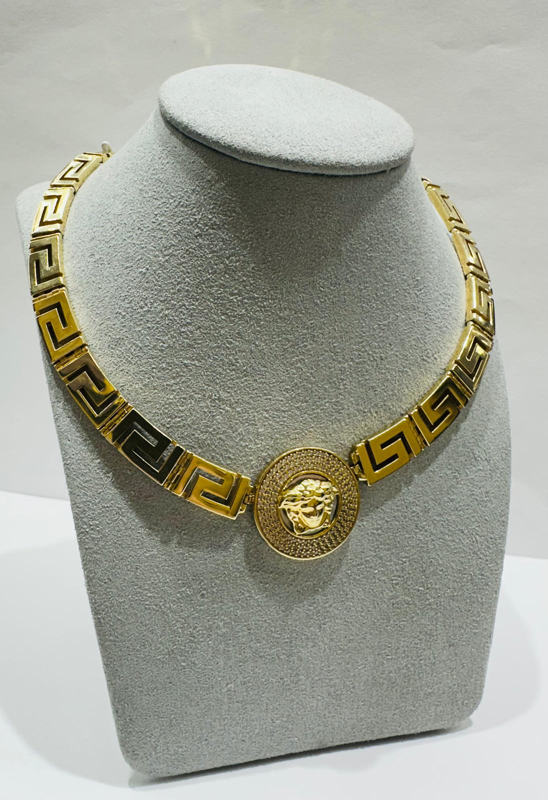 10K GOLD MEDUSA HEAD VERSACE LINK CHAIN NECKLACE- 31.3gm