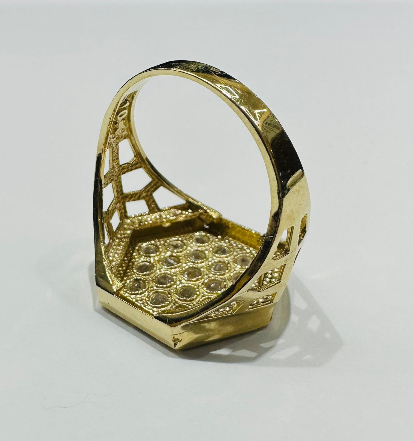 10K GOLD WHITE SAPPHIRE STONE HEXAGON RING- 4.4gm