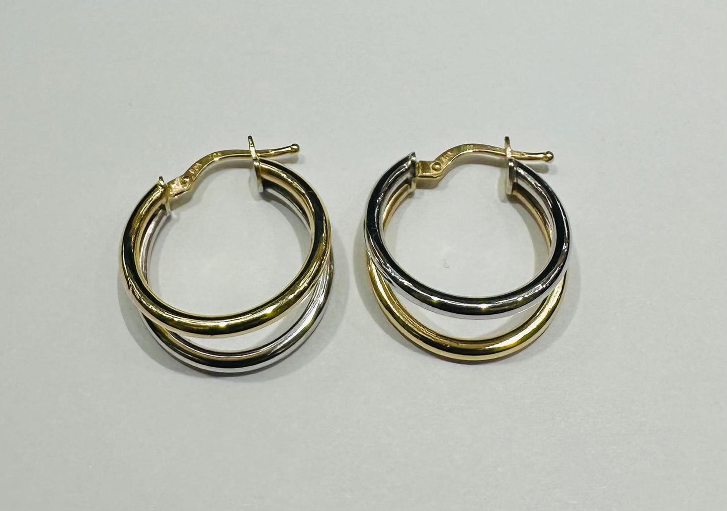 10K GOLD ROUND TWO TONED HOOP EARRINGS- 2.4gm