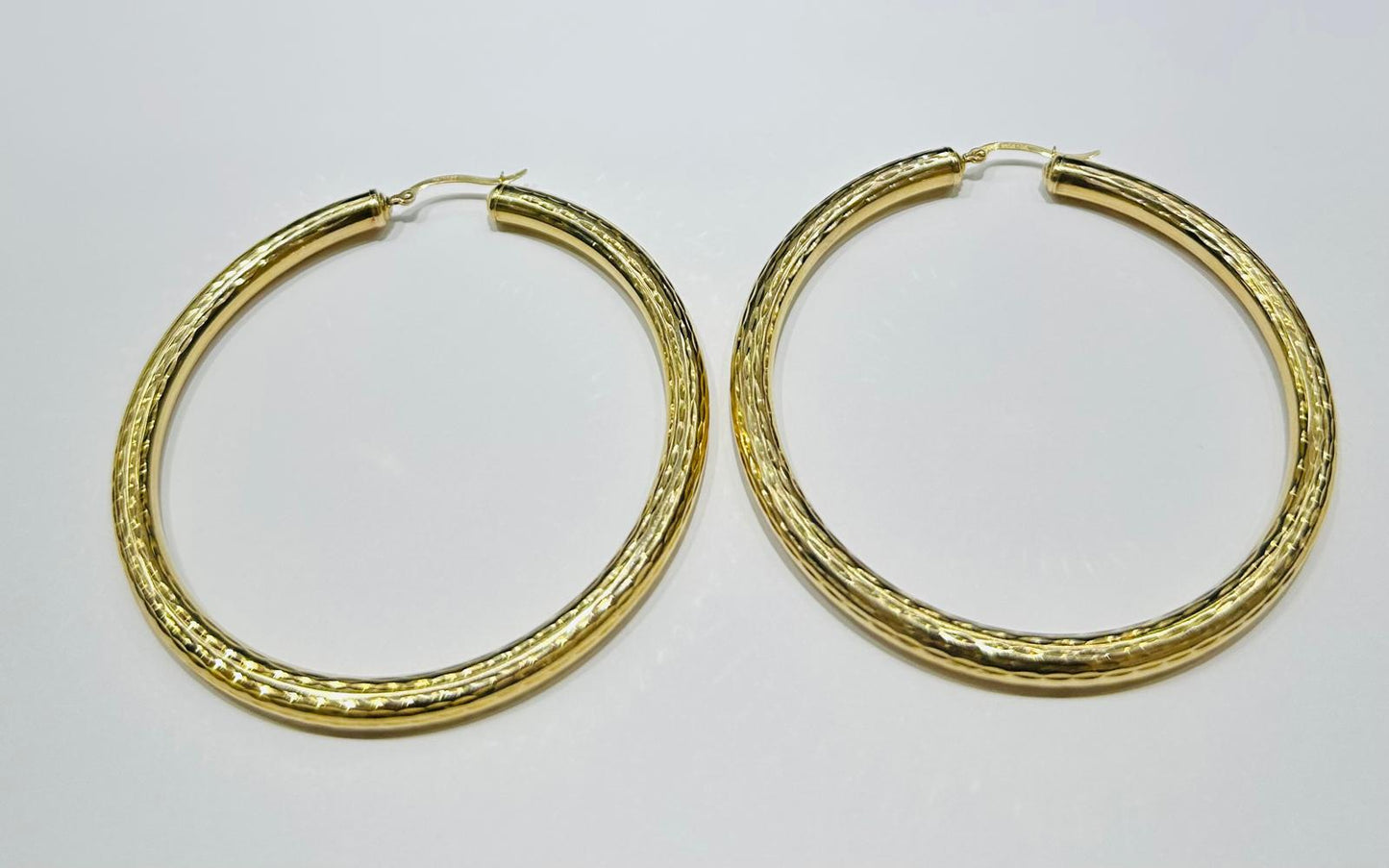 10K GOLD ROUND HOOP EARRINGS- 10.2gm