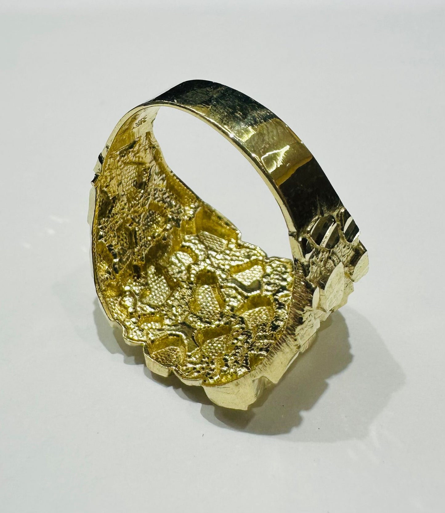 10K GOLD NUGGET RING- WEIGHT: 6.5gm
