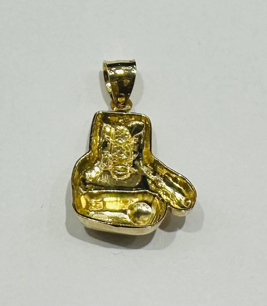 10K GOLD BOXING GLOVE PENDANT- WEIGHT: 2.9gm