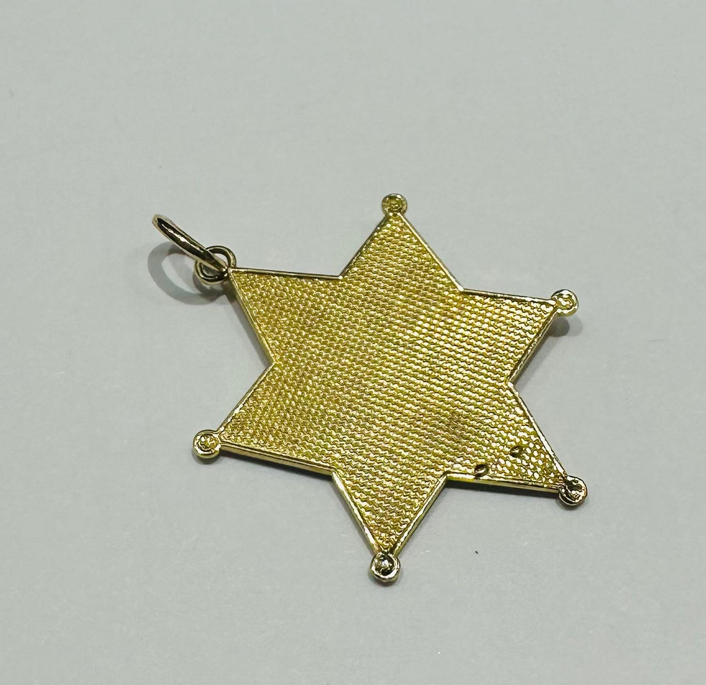 10K GOLD SHERIFF CHARM PENDANT- WEIGHT: 1.8gm