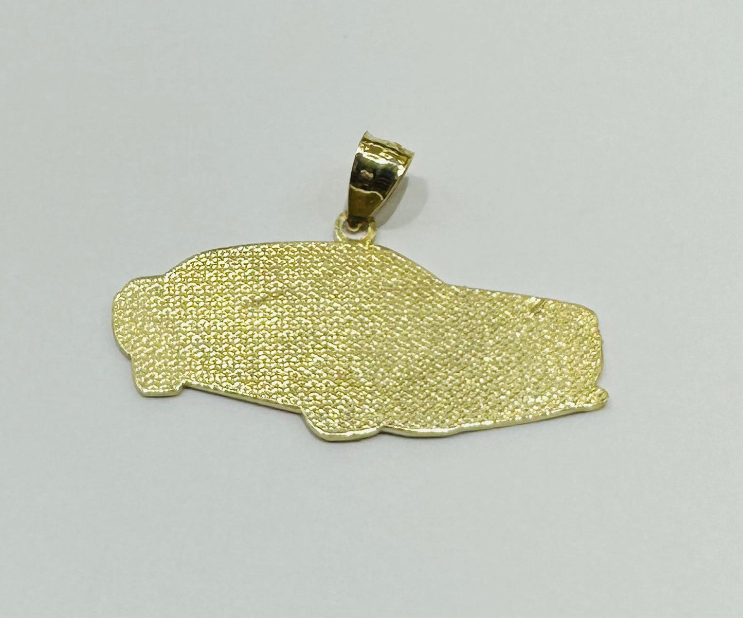 10K GOLD CAR PEDANT- WEIGHT: 4.0gm
