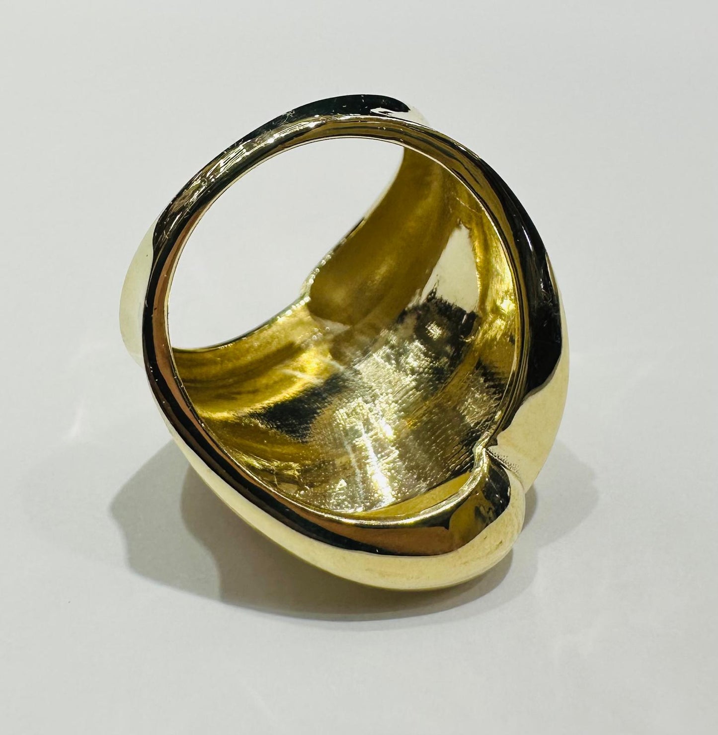 10K GOLD RING WITH SAPPHIRE STONES- WEIGHT: 5.1gm