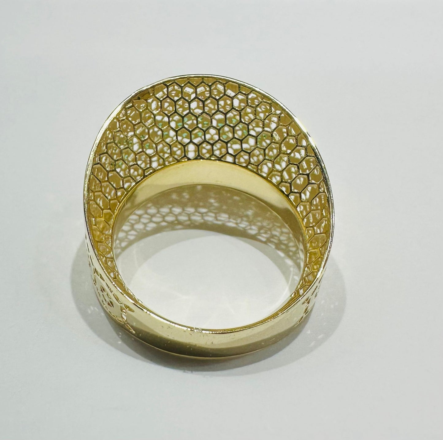 10K GOLD RING WITH SAPPHIRE STONES-WEIGHT: 4.2gm