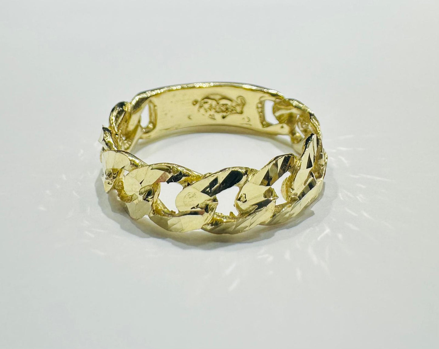 10K GOLD CUBAN LINK RING- WEIGHT: 4.4gm