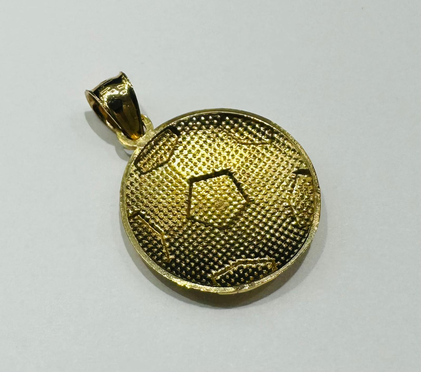 10K GOLD SOCCER BALL PENDANT- WEIGHT: 1.8gm