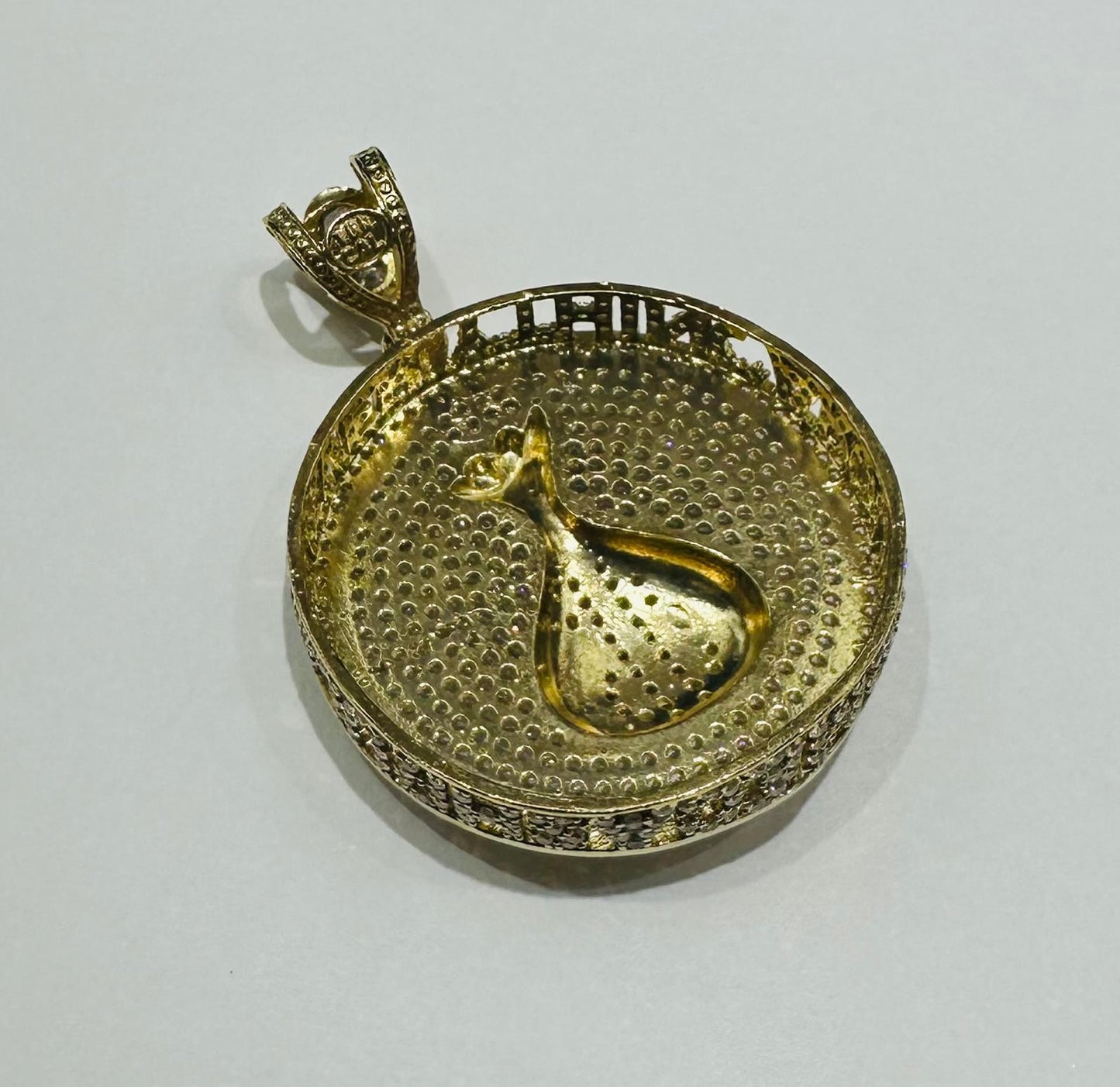 10K GOLD MONEYBAG PENDANT WITH WHITE SAPPHIRE- WEIGHT: 12.3gm