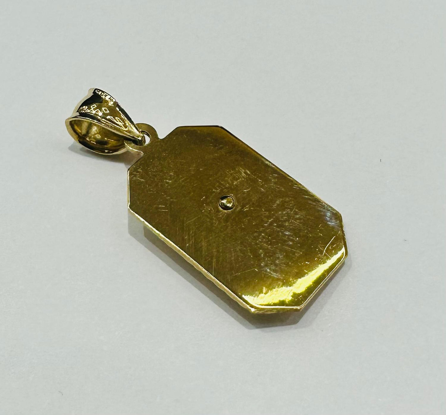 10K GOLD VIRGIN MARY PENDANT- WEIGHT: 1.8gm