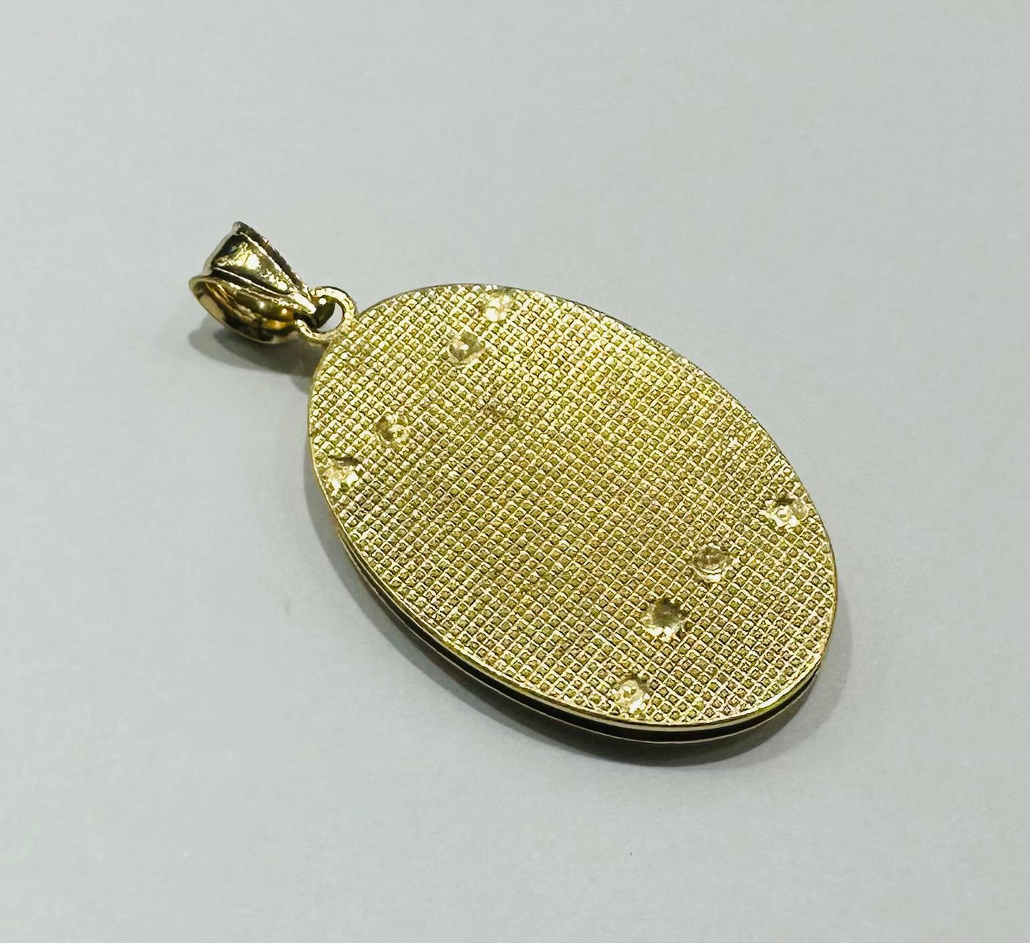 10K GOLD TWO TONED SANTA MUERTE PENDANT- WEIGHT: 3.3gm