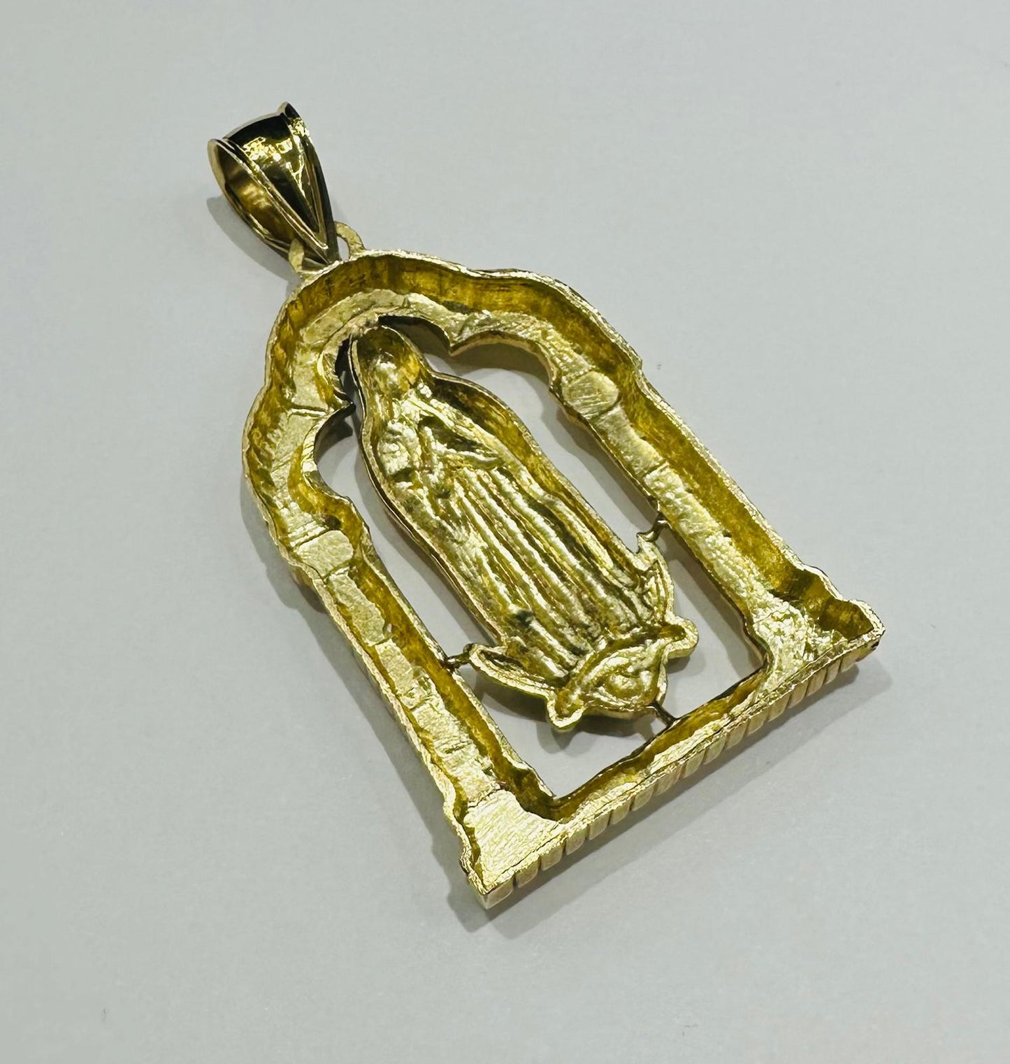 10K GOLD VIRGIN MARY PENDANT- WEIGHT: 13.8gm