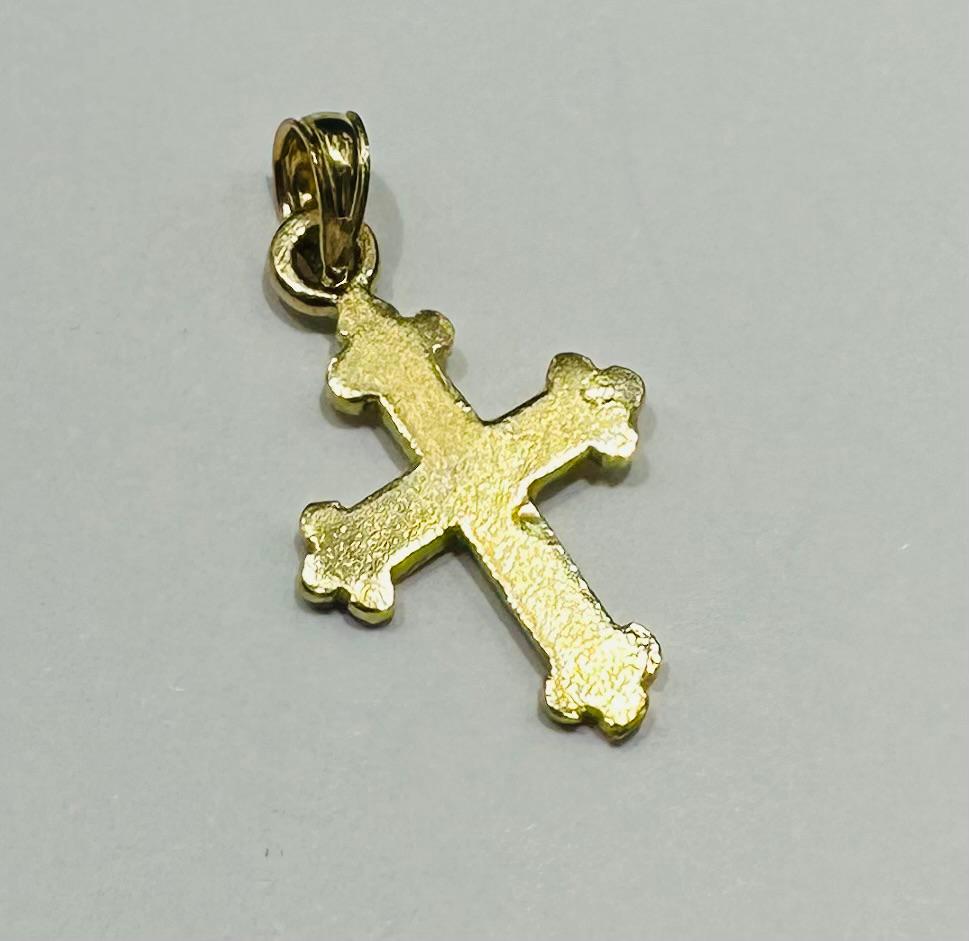 10K GOLD CROSS PENDANT- WEIGHT: 1.0gm