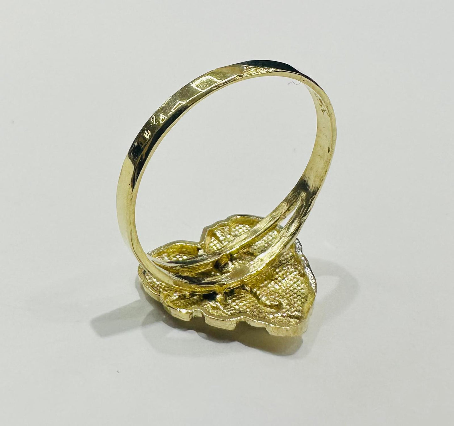 10K GOLD HEART NUGGET RING- WEIGHT: 1.6gm