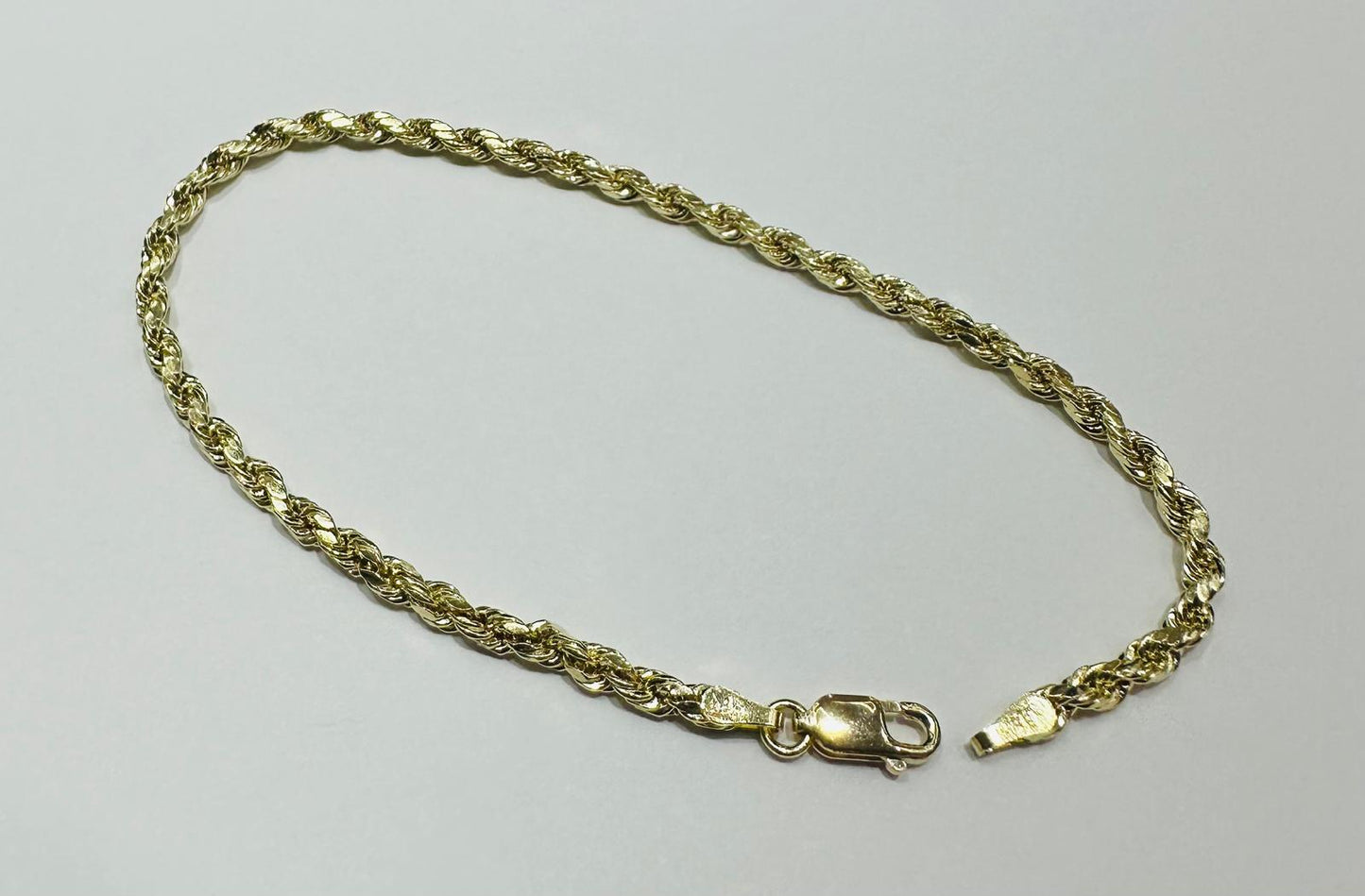 10K GOLD ROPE BRACELET- WEIGHT: 2.3gm 8" 2.45mm
