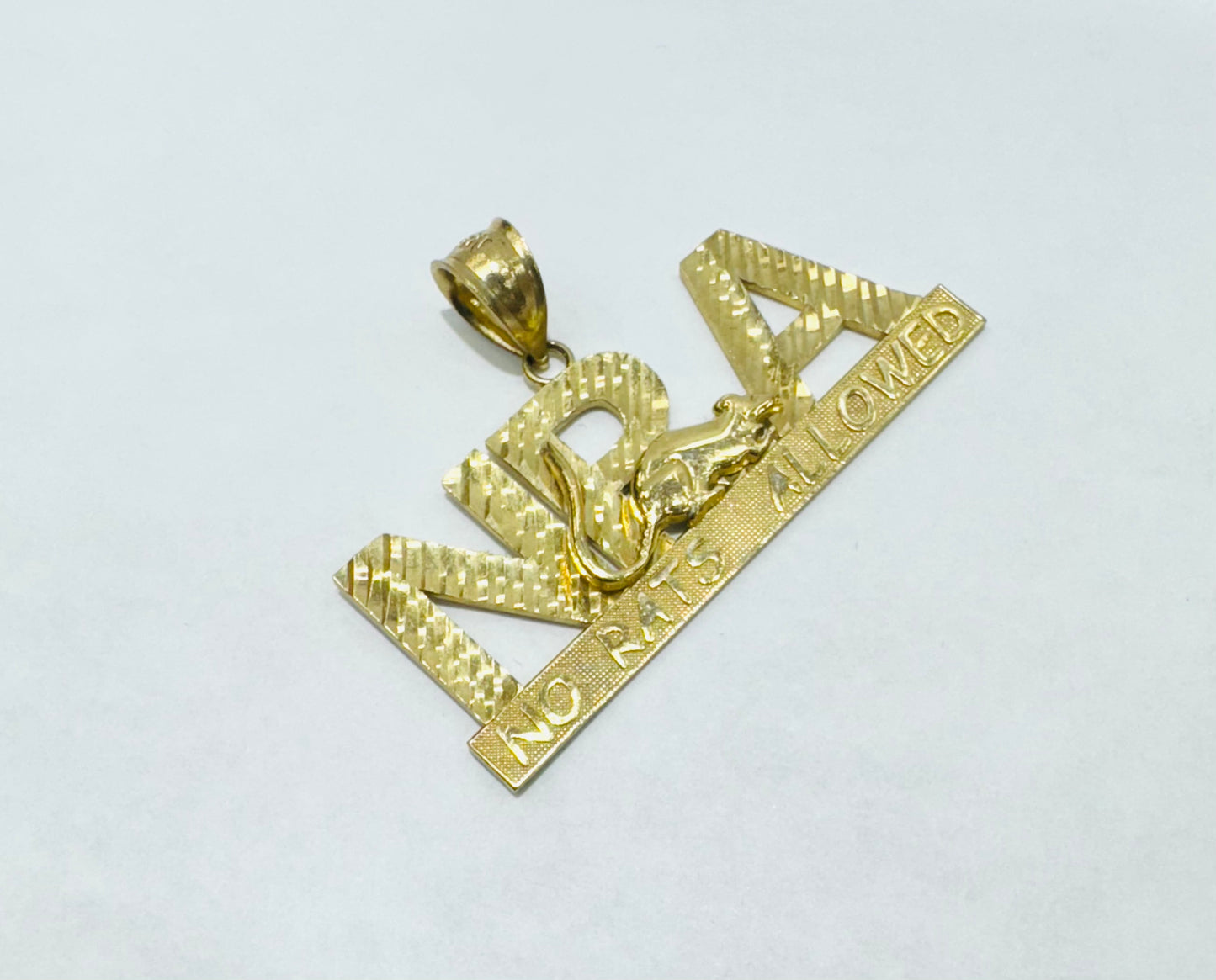 10K GOLD NAME PLATE, WEIGHT: 4.4gm