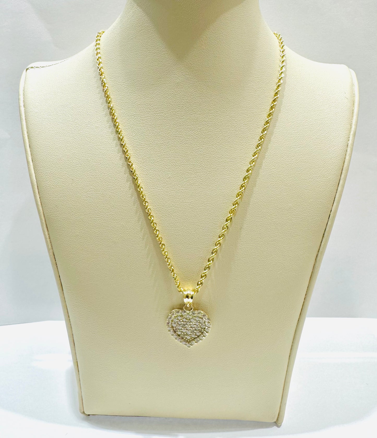 10K GOLD ROPE NECKLACE 18”, WEIGHT: 1.5gm, WIDTH: 2mm WITH HEART CZ STONES PENDANT, WEIGHT: 2.4gm