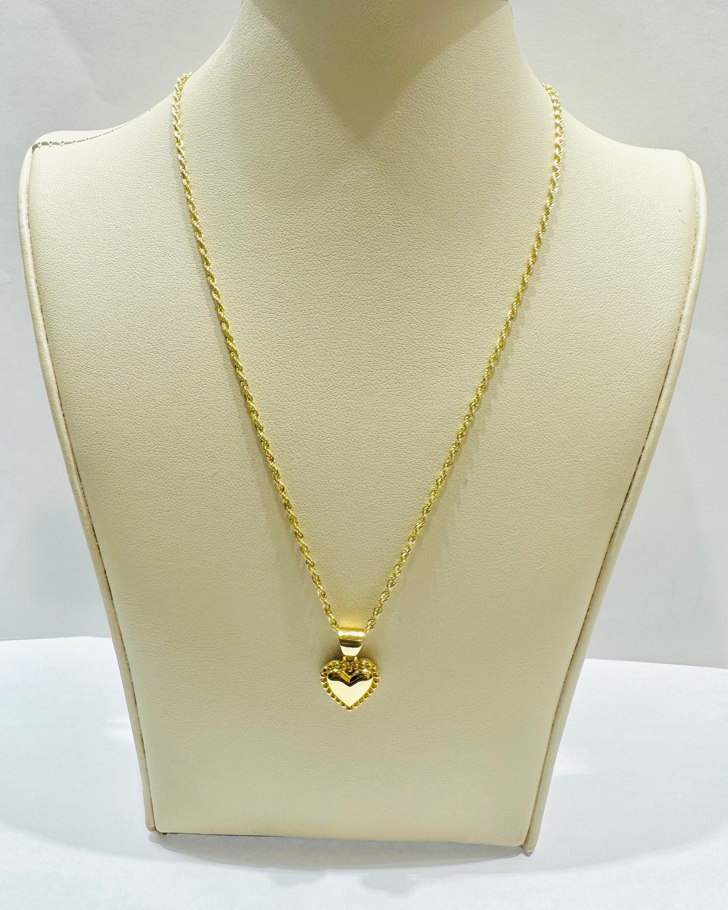 10K GOLD ROPE NECKLACE 18”, WEIGHT: 1.2gm, WIDTH: 1.5mm WITH HEART PENDANT, WEIGHT: 1.4gm