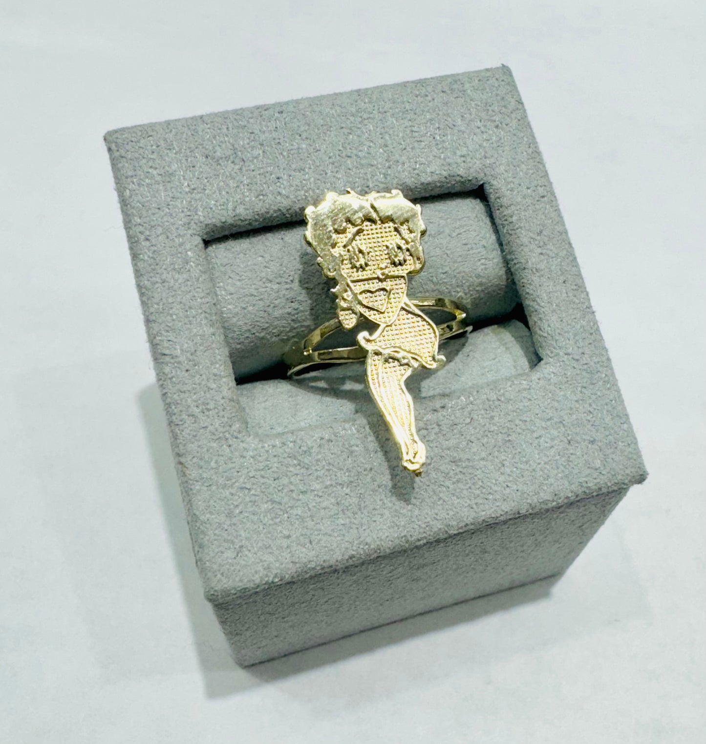 10K GOLD BETTY BOOP FULL BODY RING, WEIGHT: 1.9gm, SIZE: 6.5