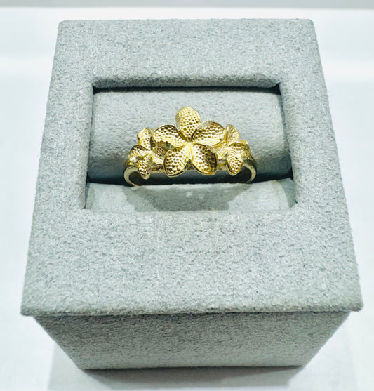 10K GOLD THREE PLUMERIA FLOWER RING, WEIGHT: 1.7gm, SIZE: 6.5