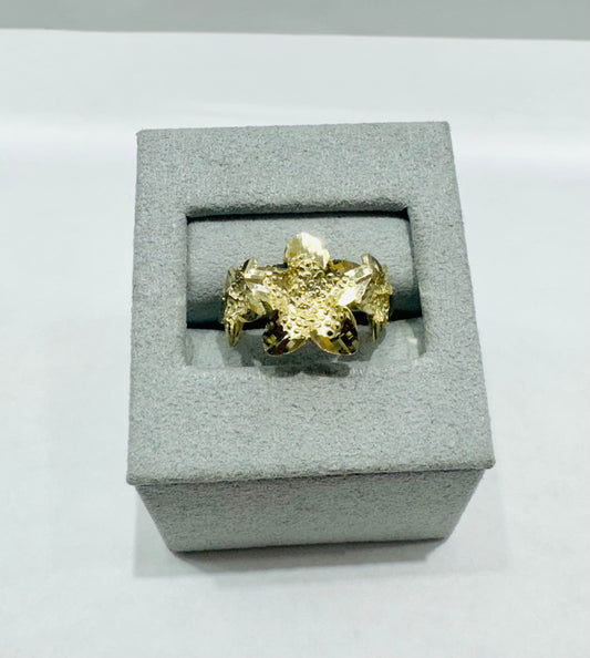 10K GOLD MULTI-HIBISCUS FLOWER RING, WEIGHT: 2.8gm, SIZE: 7