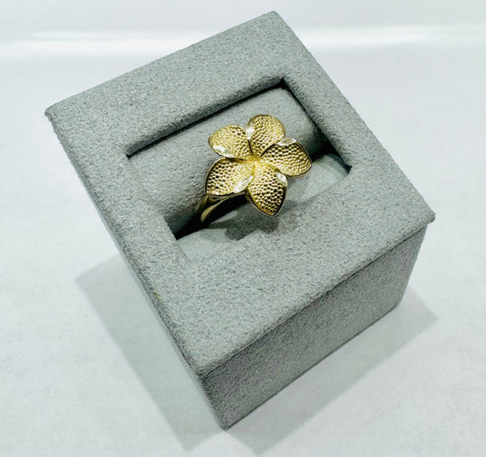 10K GOLD BIG PLUMERIA FLOWER RING, WEIGHT: 2gm, SIZE: 6.5