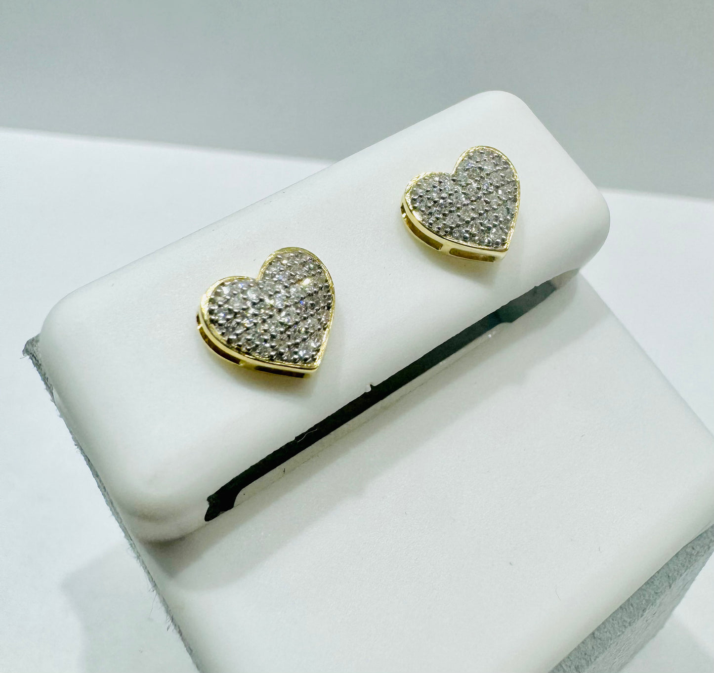 10K GOLD HEART NATURAL DIAMOND EARRINGS, 0.15CTW