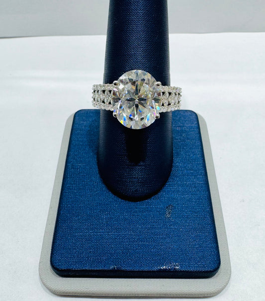 SILVER MOISSANITE RING 6.80CT, SIZE: 8