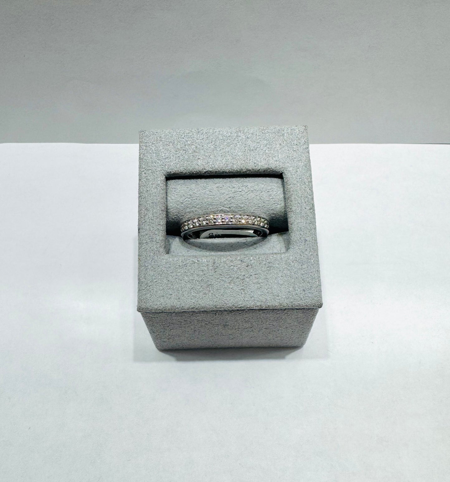 14K WHITE GOLD NATURAL DIAMOND WEDDING BAND, SIZE: 6.5