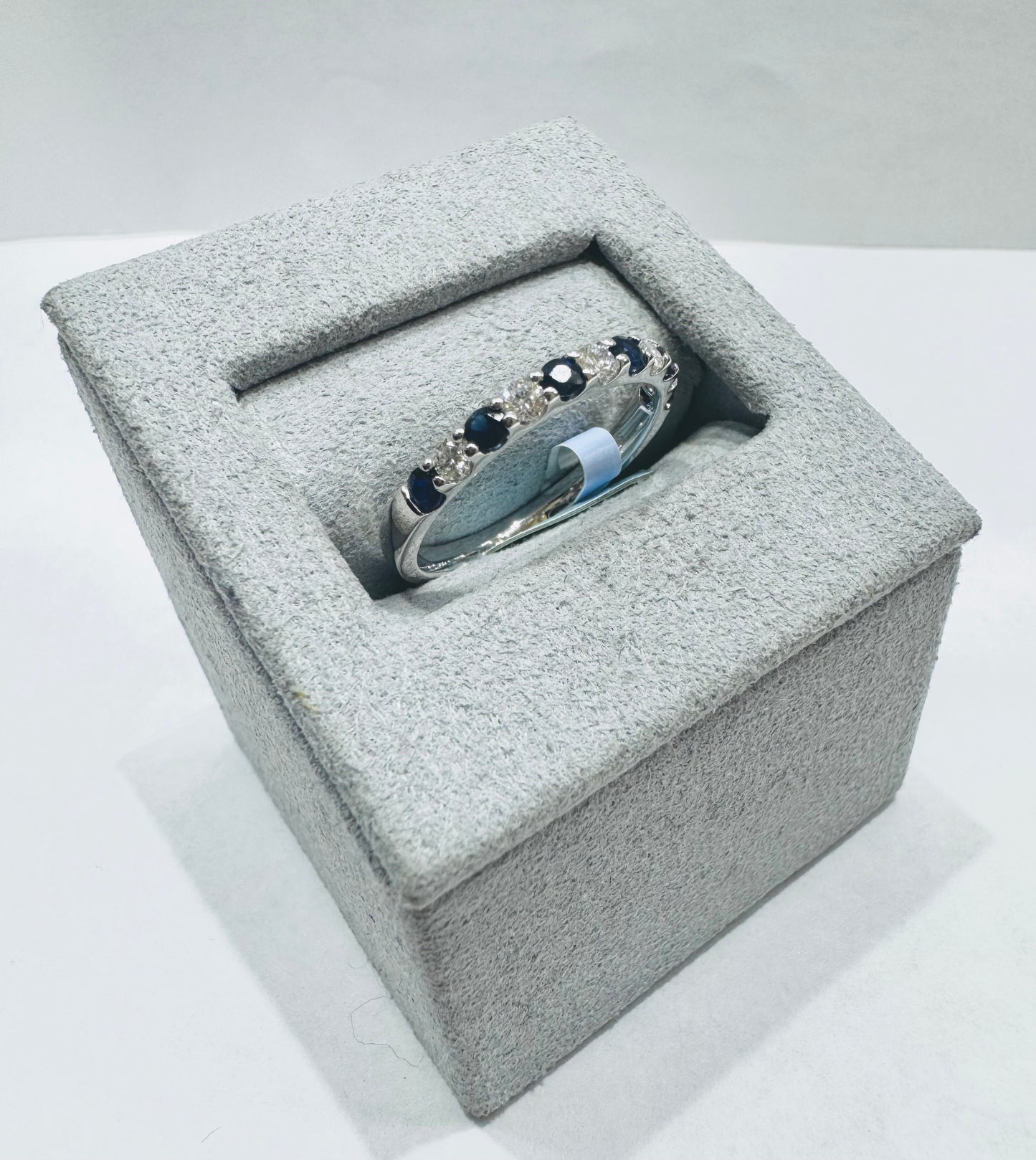 14K WHITE GOLD NATURAL DIAMOND WEDDING BAND 0.50CTW, SIZE: 6