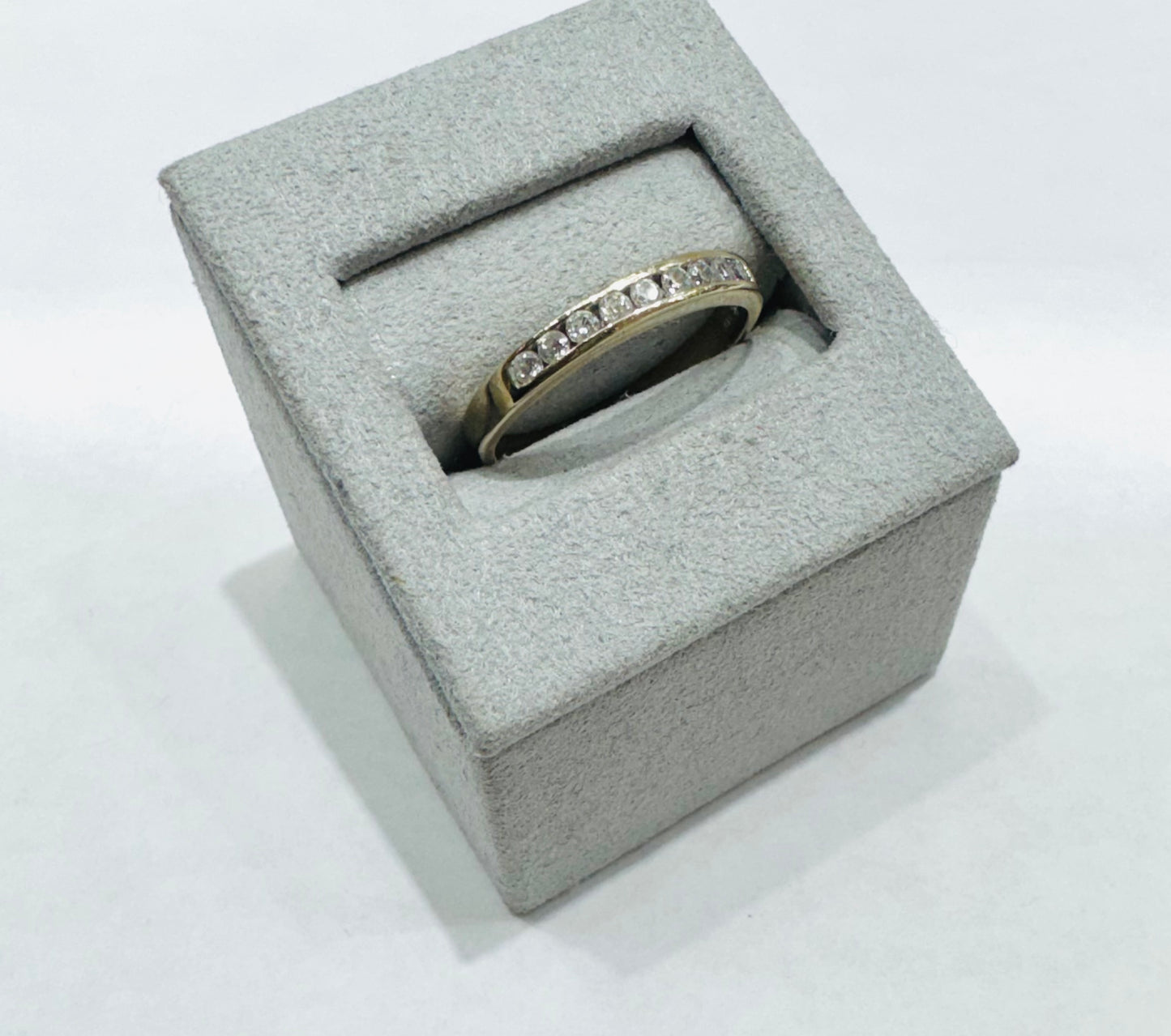 14K GOLD NATURAL DIAMOND WEDDING BAND, SIZE: 9