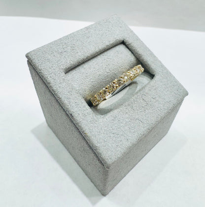 14K GOLD NATURAL DIAMOND WEDDING BAND, SIZE: 6