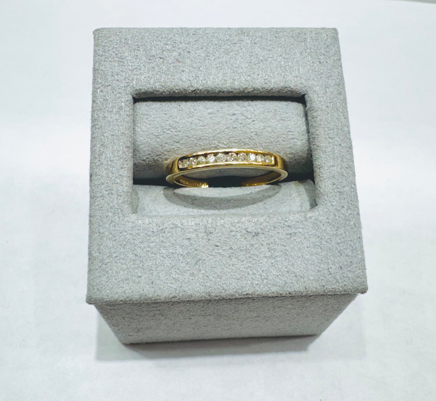 14K GOLD NATURAL DIAMOND WEDDING BAND, SIZE: 5.5