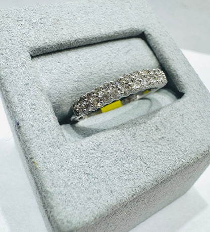 14K WHITE GOLD NATURAL DIAMOND WEDDING BAND, SIZE: 7