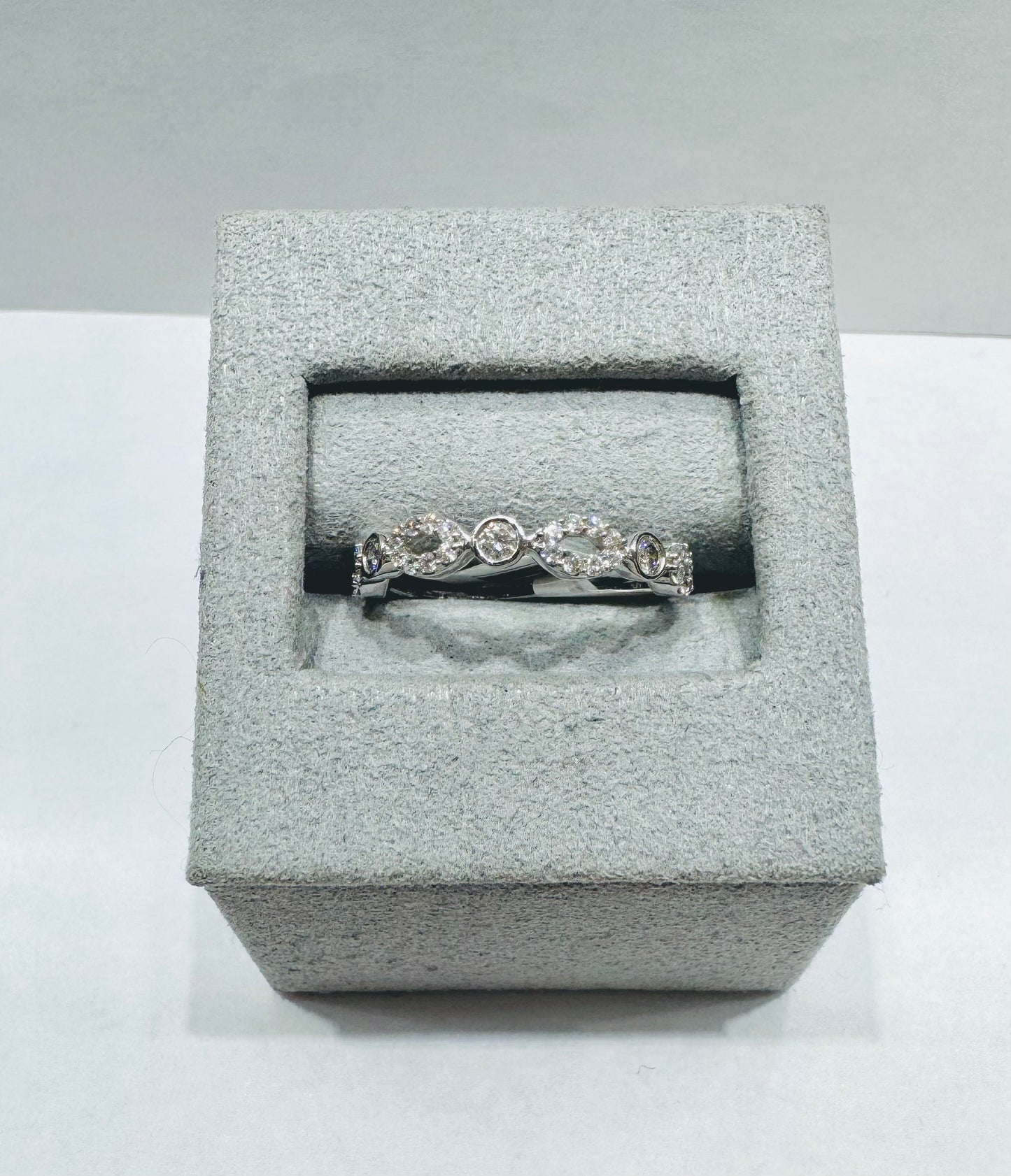 14K WHITE GOLD NATURAL DIAMOND WEDDING BAND 0.33CT, SIZE: 6.5