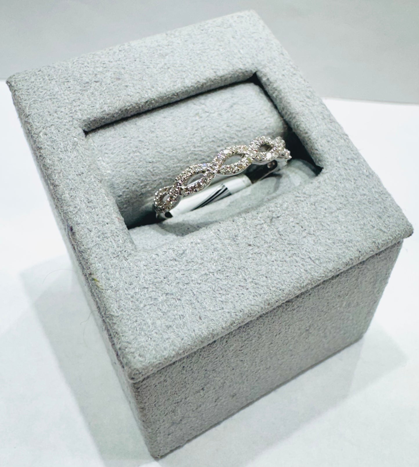 14K WHITE GOLD NATURAL DIAMOND WEDDING BAND 0.20CT, SIZE: 6.5