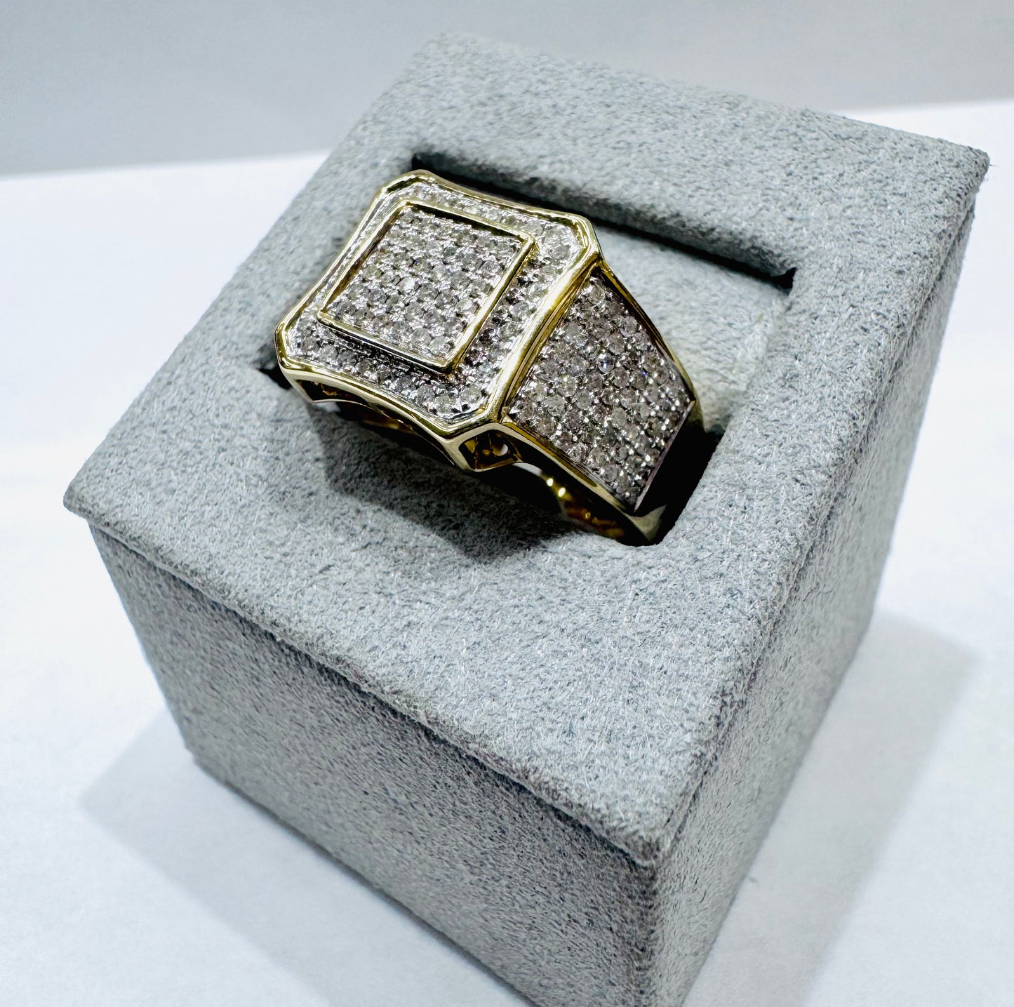 10K GOLD MEN’S NATURAL DIAMOND RING 0.80CT, SIZE: 10