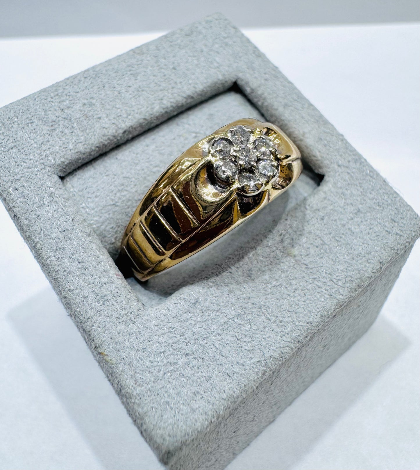 10K GOLD MEN’S NATURAL DIAMOND RING 0.35CT, SIZE: 12