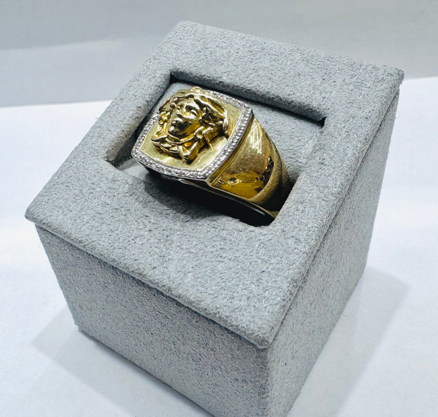 10K GOLD MEN’S NATURAL DIAMOND MEDUSA HEAD RING 0.10CT, SIZE: 10.5