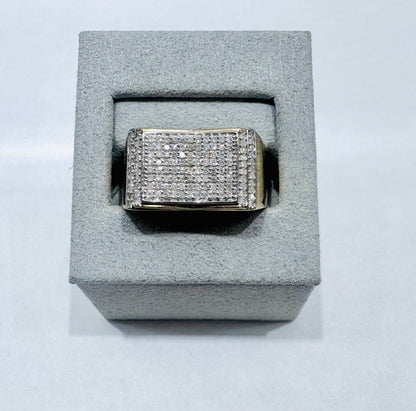 10K GOLD MEN’S NATURAL DIAMOND RING 0.56CT, SIZE: 10
