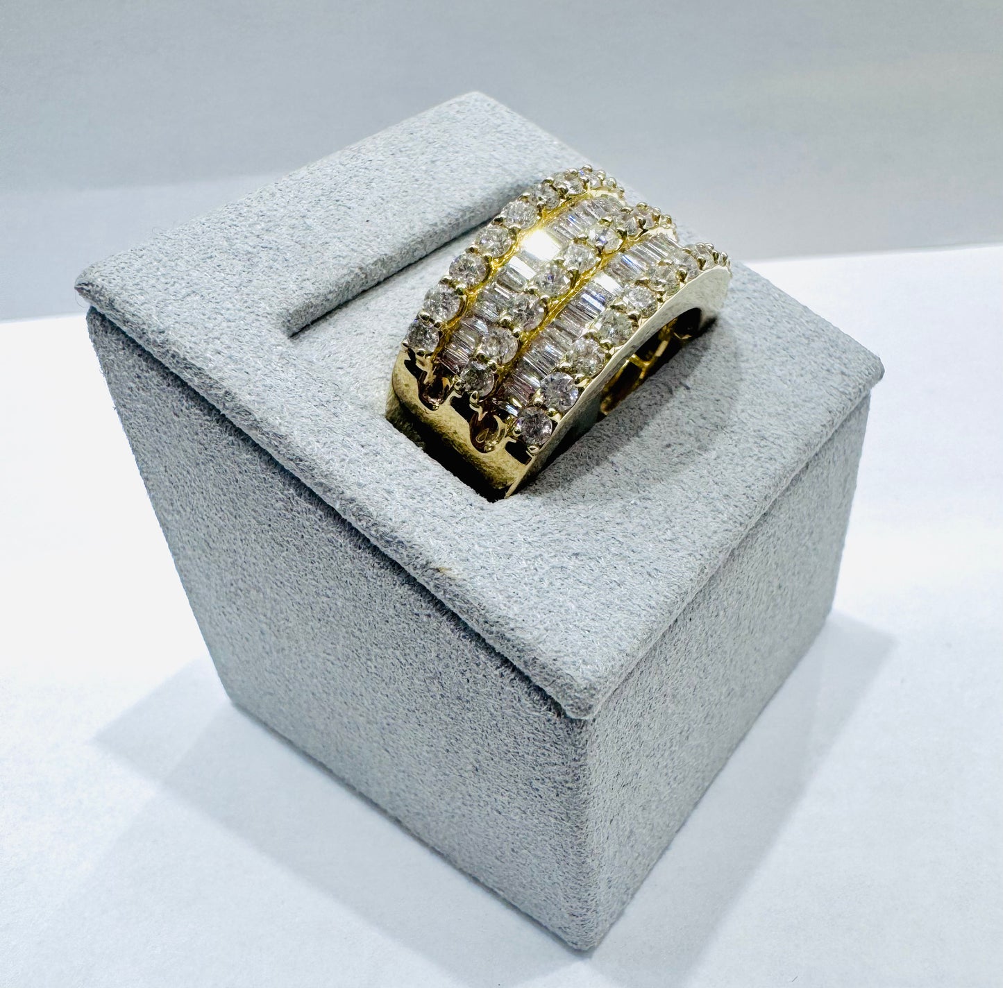 10K GOLD MEN’S NATURAL DIAMOND RING 2.70CT, SIZE: 10