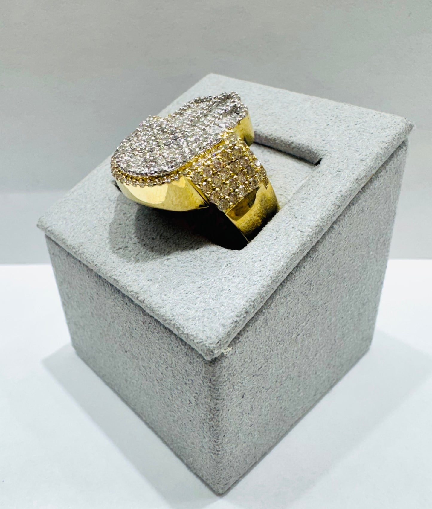 10K GOLD MEN’S NATURAL DIAMOND HAMSA HAND RING 1.85CT, SIZE: 10